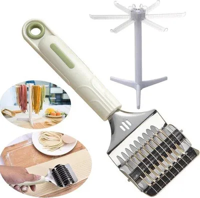 Produktbild von Pasta-Maschine mit Nudel-Schneider-Tool und Pasta-Trockner