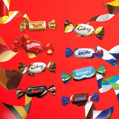 Zdjęcie produktu dla Celebrations 160 mix pralin czekoladowych 8 asortymentów