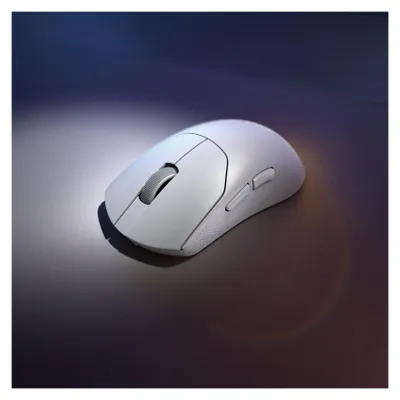Produktbild von CORSAIR Sabre v2 Pro Ultralight Kabellose Gaming-Maus - weiß