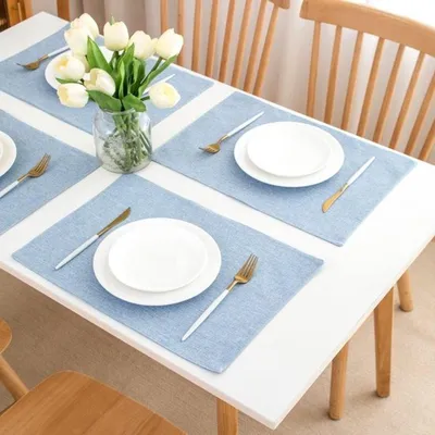 Waschbare hellblaue Tischsets aus Stoff - 4-teiliges Set, 33 x 48 cm, ideal für Tischdekoration und Schutz