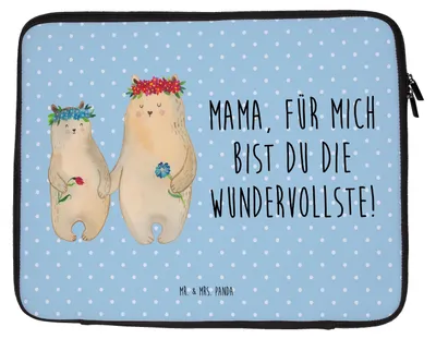 Produktbild von Mr. & Mrs. Panda Laptop Tasche Bären mit Blumenkranz 20 x 28 cm - Blau Pastell - Geschenk, Family, Laptoptasche, Kinder, Mama, Muttertag, Hülle, Laptophülle, Mutter