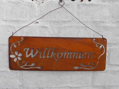 Produktbild von Verziertes Eisenschild  Hängeschild Willkommen 33 cm Echtrost