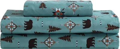 Produktbild von Wohnaccessoires > Gemütliches Landhausambiente > 3-teiliges Bettwäsche-Set für Einzelbett aus Mikrofaser mit tiefen Taschen, rustikalem Patchwork-Design mit Karomuster, Hirsch- und Bärenmotiven
