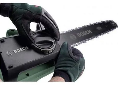Image de Tronçonneuse à chaîne électrique UniversalChain 40 Bosch