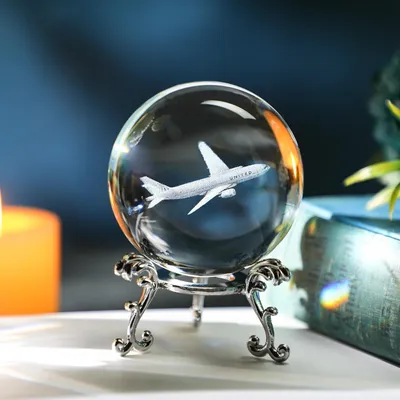 Produktbild von Flugzeug-Glaskugel 60mm - 3D-geätztes Flugzeug - Briefbeschwerer - Dekoration - Geschenk für Männer - Inklusive Ständer - Kristallkugel
