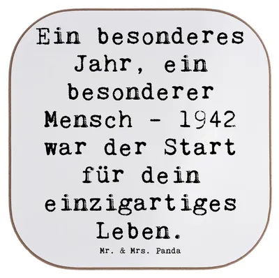 Produktbild von Mr. & Mrs. Panda Tassenuntersetzer Spruch 1942 Geburtstag - Weiß - Geschenk, gläseruntersetzer, Untersetzer für Gläser, Tischuntersetzer, Holzuntersetzer, Alles gut zum