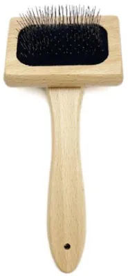 Produktbild von Bamboeborstel mit weichen Borsten, geeignet für sanfte Reinigung von weichen Haustierartikeln, Breiborstel mit Haaren