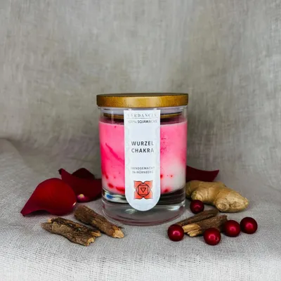 Produktbild von Verdancia Soja-Duftkerze - Chakra-Kerze - "Wurzelchakra" - Yogakerze