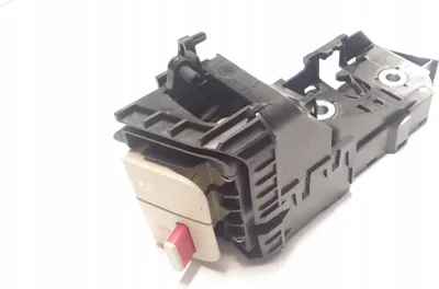 Image de VOLVO V60 XC60 V70 XC70 verrouillage banquette arrière droite OE 39852162