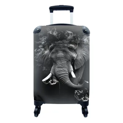 Produktbild von MuchoWow® Koffer Handgepäck Trolley Rollkoffer Kleine Reisekoffer mit 4 Rollen - Elefant mit Rauch vor schwarzem Hintergrund - schwarz und weiß - Cabin Size < 55x40x23 cm & 55x40x20 cm - Fotokoffer - Kabinenkoffer - Boardgepäck - Reise-Box - Reisekoffer - Reisegepäck - Koffer mit Bild - Trolley für Kinder
