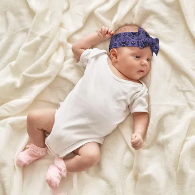 Productafbeelding van Kleurrijke elastische haarbanden met spookhuisprint en strik voor babymeisjes, pasgeborenen, peuters en kinderen