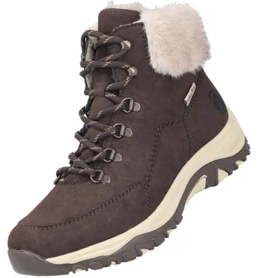 Auf dem Bild ist ein brauner Stiefel zu sehen der aus Leder gefertigt ist. Der Stiefel wird von der linken Seite gezeigt und steht auf einer weißen Oberfläche.