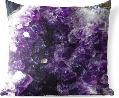 Produktbild von MuchoWow® Outdoor Kissen - Nahaufnahme des Inneren eines Amethysten aus der Natur - 50x50 cm - Wetterfest - Lounge Kissen - Komfortabel - Kissen mit Bild