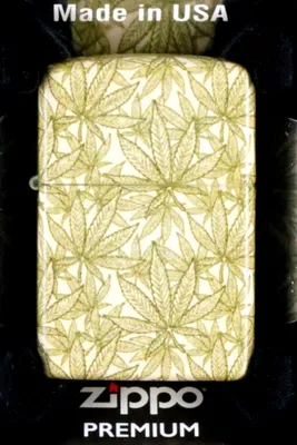 Produktbild von Feuerzeuge ZIPPO CANNABIS DESIGN 60006058