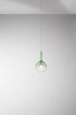Immagine prodotto di Sospensione in vetro borosilicato verde trasparente sfumato, attacco E27, design moderno, cavo regolabile, diametro 20 cm, IP20 - Perenz
