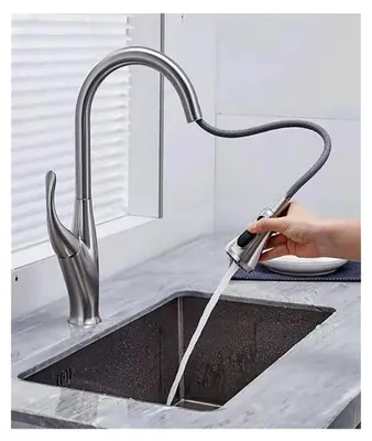 Produktbild von Küchenarmatur aus Vollkupfer, drehbar und ausziehbar, für Kalt- und Warmwasser