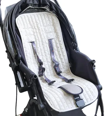 Image de Coussin pour siège auto de bébé, tissu respirant, entretien facile