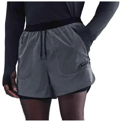 Produktbild von Shorts Nike Shorts Nike 4" 2-IN-1 Reflective Running für Damen