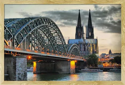 Produktbild von Deutsche Städte - Poster - Kölner Dom - Tag + Wechselrahmen, Shinsuke® Maxi MDF Buche, Acryl-Scheibe