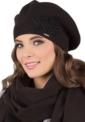 Produktbild von Vivisence Baskenmütze Damen mit Blumenapplikation Universalgröße - Mütze Damen Winter für Elegante Frauen Strickmütze herbst Wollmütze warm - Schwarz