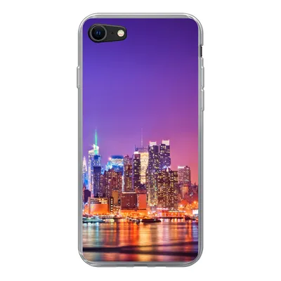 Produktbild von MuchoWow® Handyhülle Schutzhülle Hülle für iPhone SE 2020 New York - Skyline - Lila Silikon Softcase Handy Hülle - Kartenbesitzer