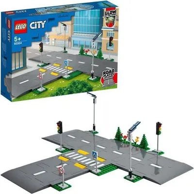 Produktbild von LEGO City Kreuzung, Bau Spielset, Stadt Straßenplatten mit Leuchtenden Laternen, Verkehrsschilder & Ampeln