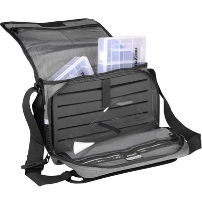 Produktbild von Spro Freestyle Jigging Bag V2 30x10x23cm - Kunstködertasche