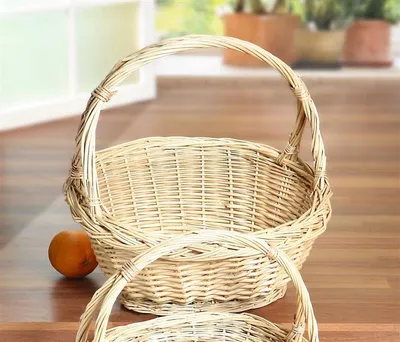 Produktbild von Bügelkorb "Zopfrand" groß, aus Weide, weiß, Geschenkkorb, Präsentkorb, Weidenkorb
