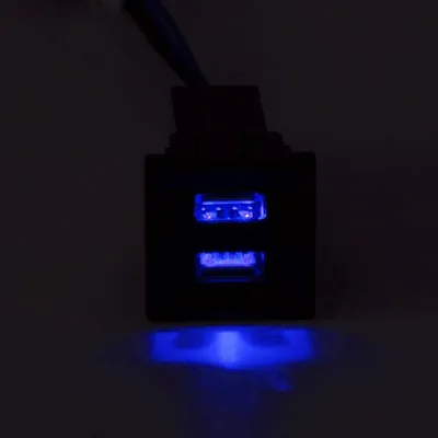 Immagine prodotto di Caricabatterie doppio USB da incasso blu per Volkswagen (VW) Transporter T5 2003–2009