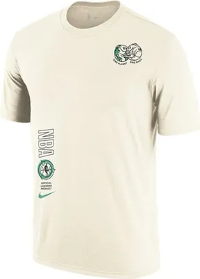 Produktbild von Tshirts Nike Nba Team 31 Courtside Move 2 DM1313901