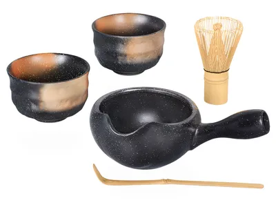 Produktbild von Matcha Set / Matchaset für zwei, Anschlagschale 450ml mit 2 Trinkschalen anthrazit und Besen/Löffel, handbemalt