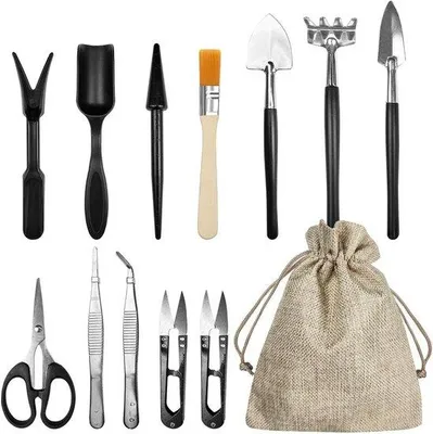 Produktbild von Gartenwerkzeug-Set 13-tlg schwarz mit Aufbewahrungstasche