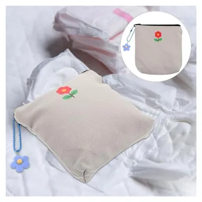Produktbild von Kleine Tragetasche aus Canvas mit Reißverschluss für Damenhygieneartikel