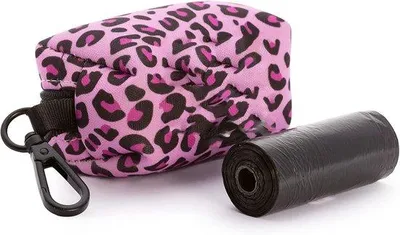 Produktbild von Famanu Hundetütenspender mit Karabinerhaken - Zubehör für Haustiere - inklusive einer Rolle Tüten (rosa)