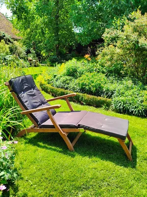 Image de Casaria Chaise longue en bois d'Acacia Queen Mary avec coussin Anthracite transat extérieur repose-pieds jardin terrasse