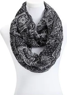 Produktbild von Damen Schlauchschal schwarz mit Rauten Design