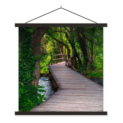 Produktbild von MuchoWow® Textilposter Wald - Natur - Brücke 60x60 cm mit schwarzem Rahmen - Posteraufhänger