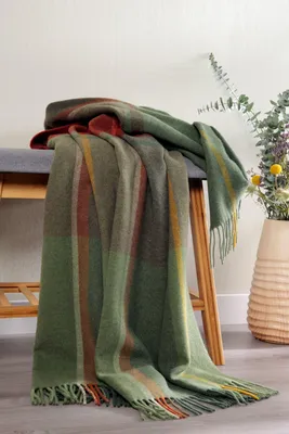 Produktbild von Biederlack Plaid mit Fransen Pleasant  Farbe green Größe 130 x 170