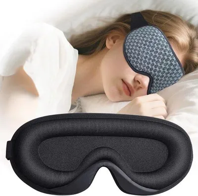 Produktbild von Famanu Augenmaske lichtundurchlässig - 100% weich und komfortabel - verstellbarer Riemen - für Schlaf - Nickerchen - Meditation