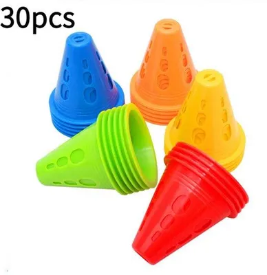 Imagen del producto de 30 mini balones deportivos de 3 pulgadas, balones de fútbol de plástico de colores, balones para entrenamiento de habilidades para niños, ideales para fútbol, baloncesto, como marcadores para campos de entrenamiento, para patinaje y para uso en interiores y exteriores