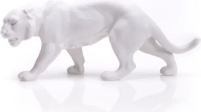 Image de Figurine de tigre en porcelaine faite à la main – figurine décorative d'animal richement détaillée