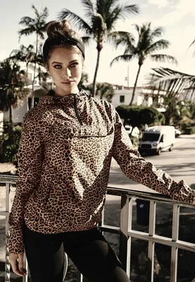 Obrázek produktu pro Dámská větrovka Urban Classics Ladies Pattern Pull Over Jacket leo - XS