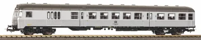 Productafbeelding van PIKO 23602 H0 - Bestuurderswagon "Silberling" met Karlsruhe-voorzijde van de Deutsche Bahn