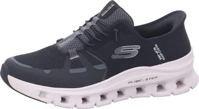 A single black Skechers Glide-Step Pro shoe is shown against a white background.
