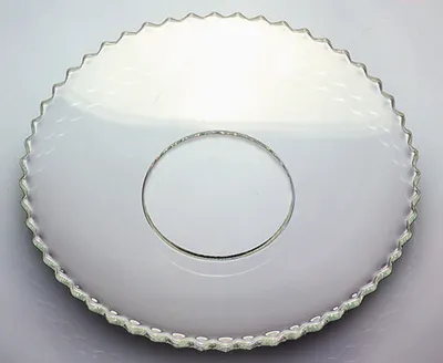 Produktbild von Glas-Kerzenmanschette (Tropfenfänger) "Gezackt" für Kerzen bis Ø 25 mm (Spitzkerzen, Tafelkerzen)