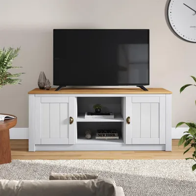 Produktbild von TV Lowboard BOLTON aus Kiefer Massivholz, TV Bank im Landhausstil mit 2 Türen und Muschelgriffen, Lowboard aus Kiefer, Massivholz lackiert in weiß/braun