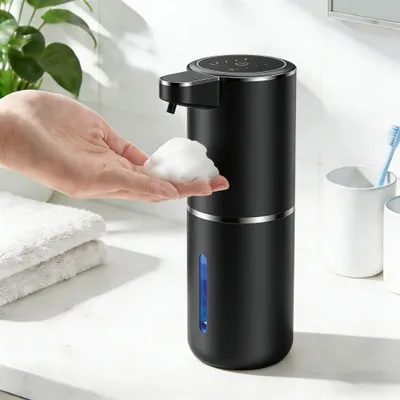 Image de Distributeur de savon automatique mural avec capteur infrarouge, capacité de 380 ml, installation sans perçage, rechargeable par USB, étanche (IPX5) pour la salle de bains, les toilettes et la cuisine – Noir