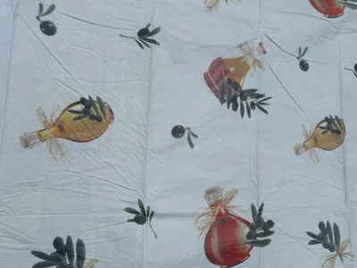 Produktbild von Mediterrane, weiße Tischdecke aus Vinyl mit Olivenmotiven 200 x 140 cm