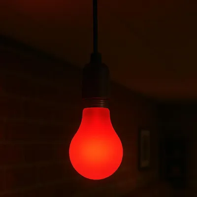 Produktbild von LED Leuchtmittel Birnenform 3W = 25W E27 ROT Innen- & Außenbereich Party