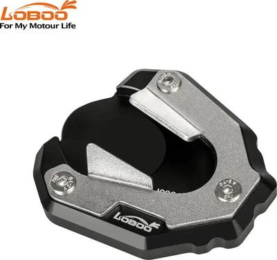Imagen del producto de LOBOO: Protector lateral para la parte inferior del chasis de la Triumph Tiger 1200 GT PRO (2023-) (10.3.03921.001.11)